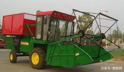 青貯戰場雙雄對決 中聯4QZ-2450與紐荷蘭FR9040/9060綜合對比與維修通用性分析